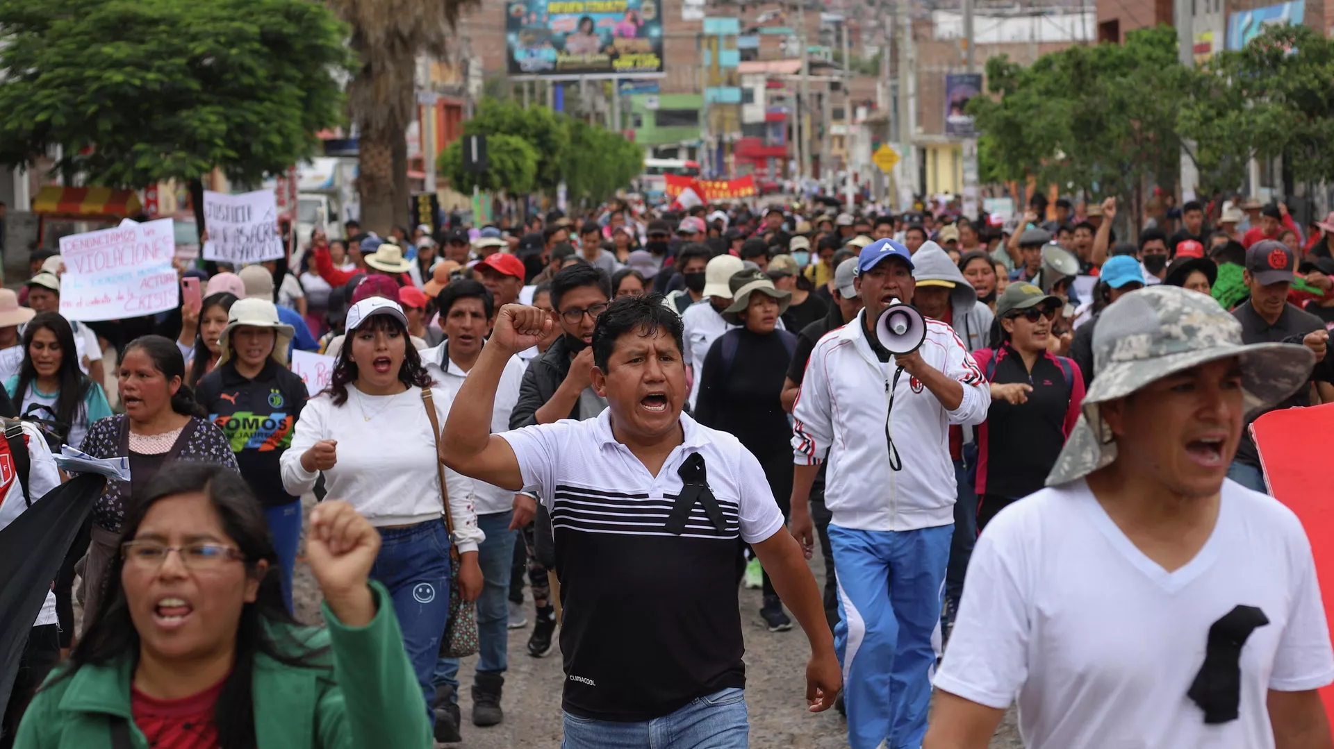 Caught in the crossfire, Peru protest deaths keep anger burning