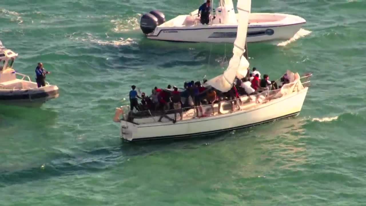 US stops hundreds fleeing Cuba, Haiti by sea, returns most