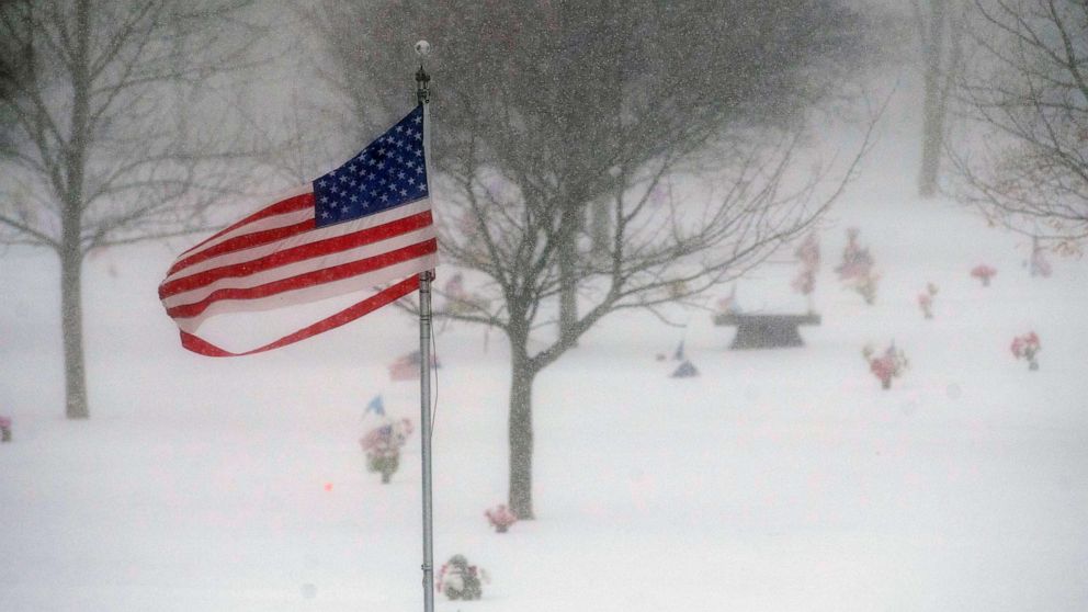 Massive winter storm to bring heavy snow, rain to several states