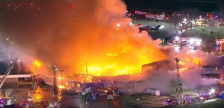 Huge fire destroys New Jersey church, draws150 firefighters