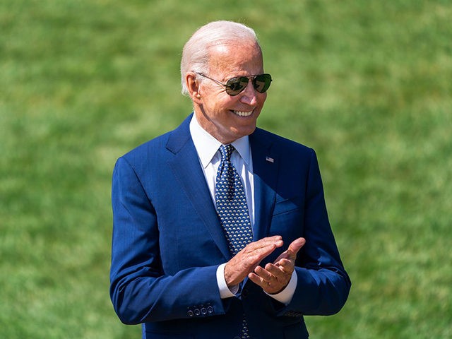 eport: Biden Recruits‘Army of Influencers’for 2024 Race