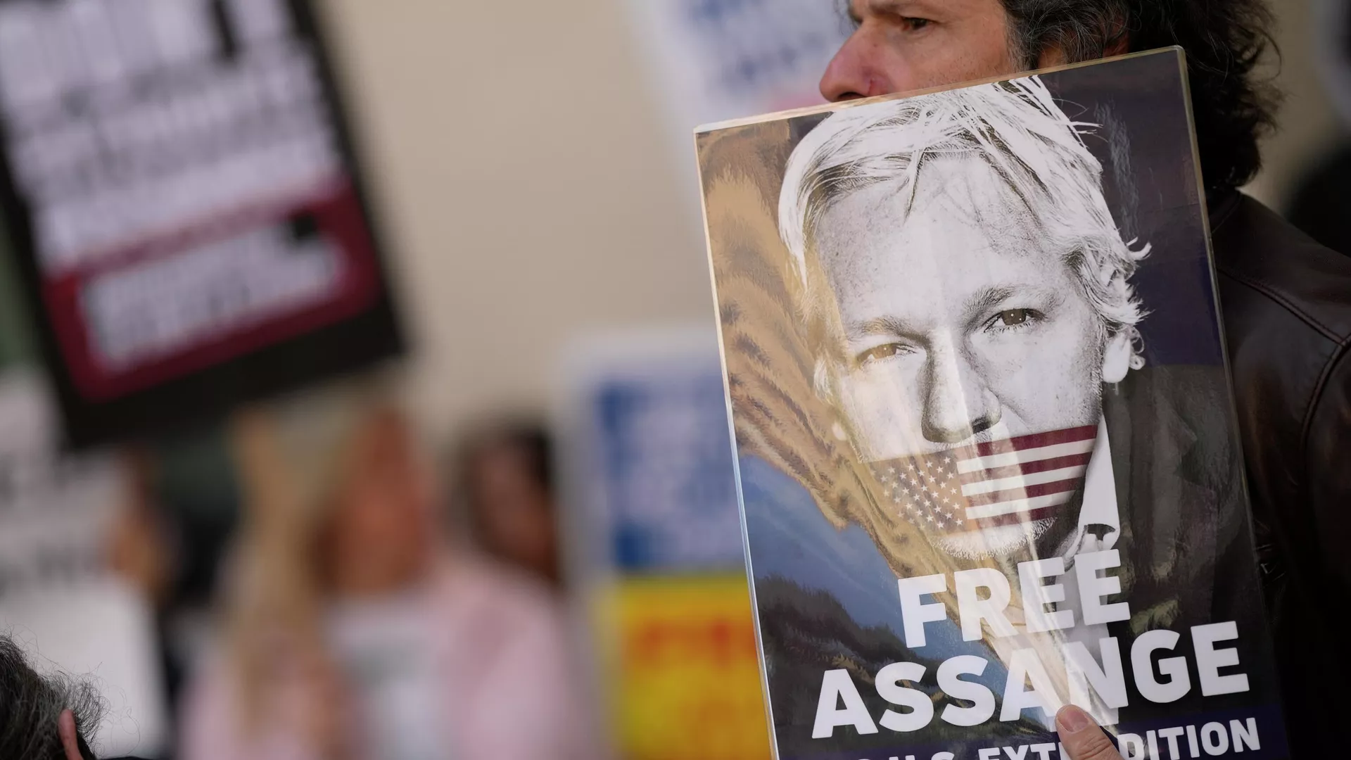 Journalists and Activists Gather in DC, Call for Assange’s Release on 4-Year Anniversary of Arrest