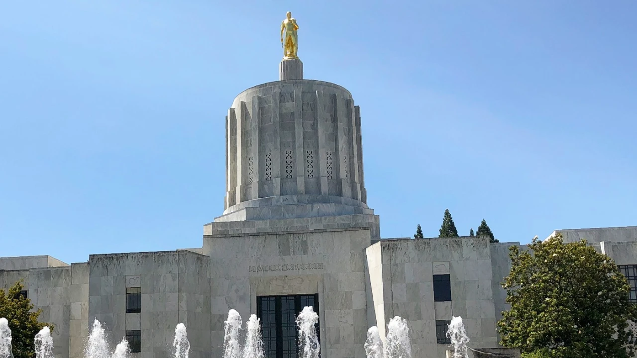 Oregon advances bill expanding access to abortion, gender affirming health care