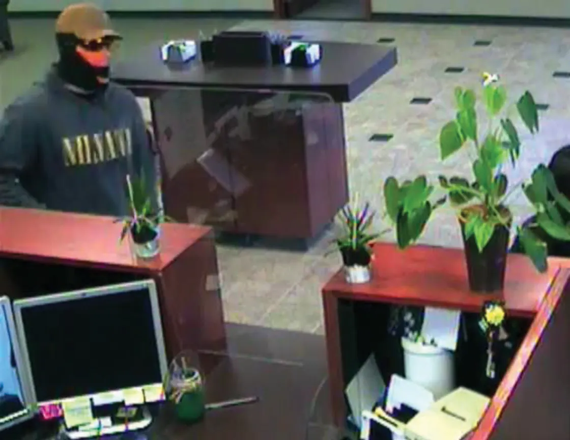 Kansas City super fan ‘ChiefsAholic’ suspected in string of bank robberies across Midwest
