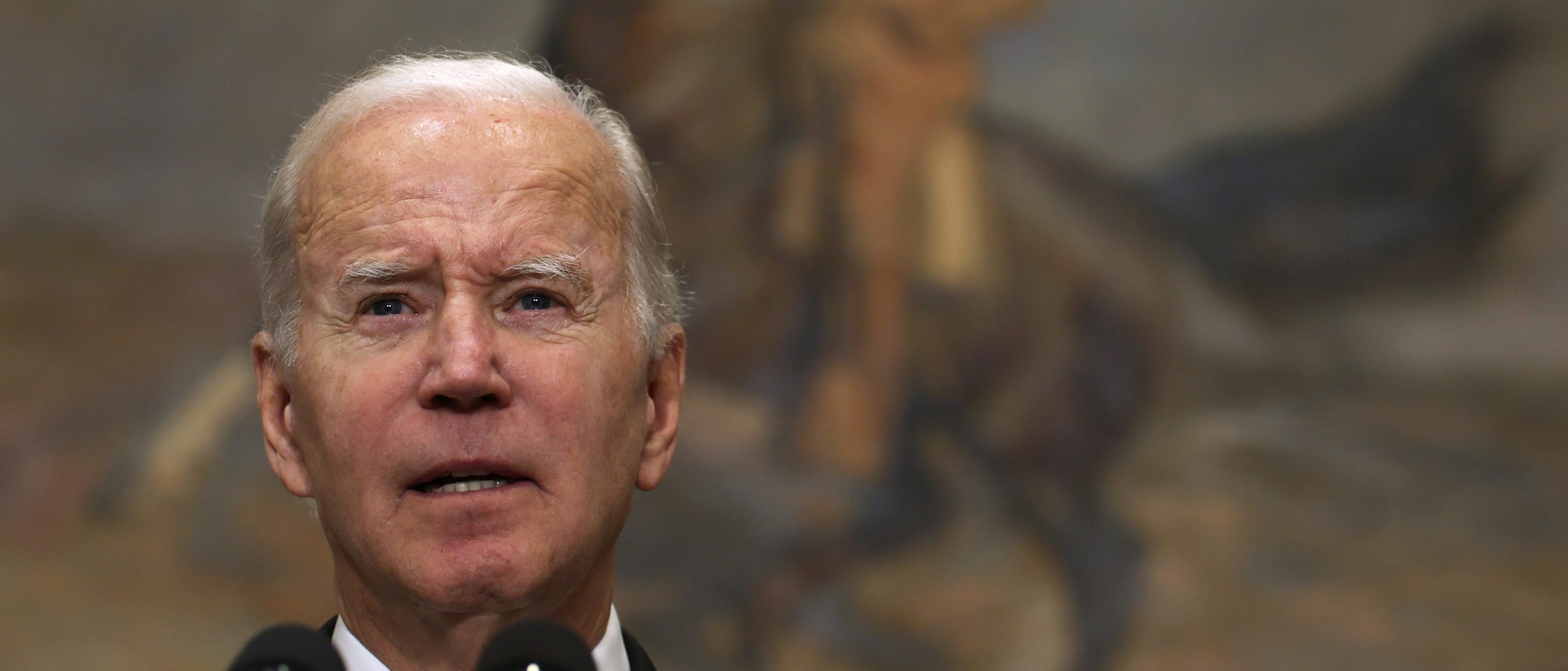oe Biden Wants To Oust ‘Privilege’ From College Admissions — Except For His Family：
