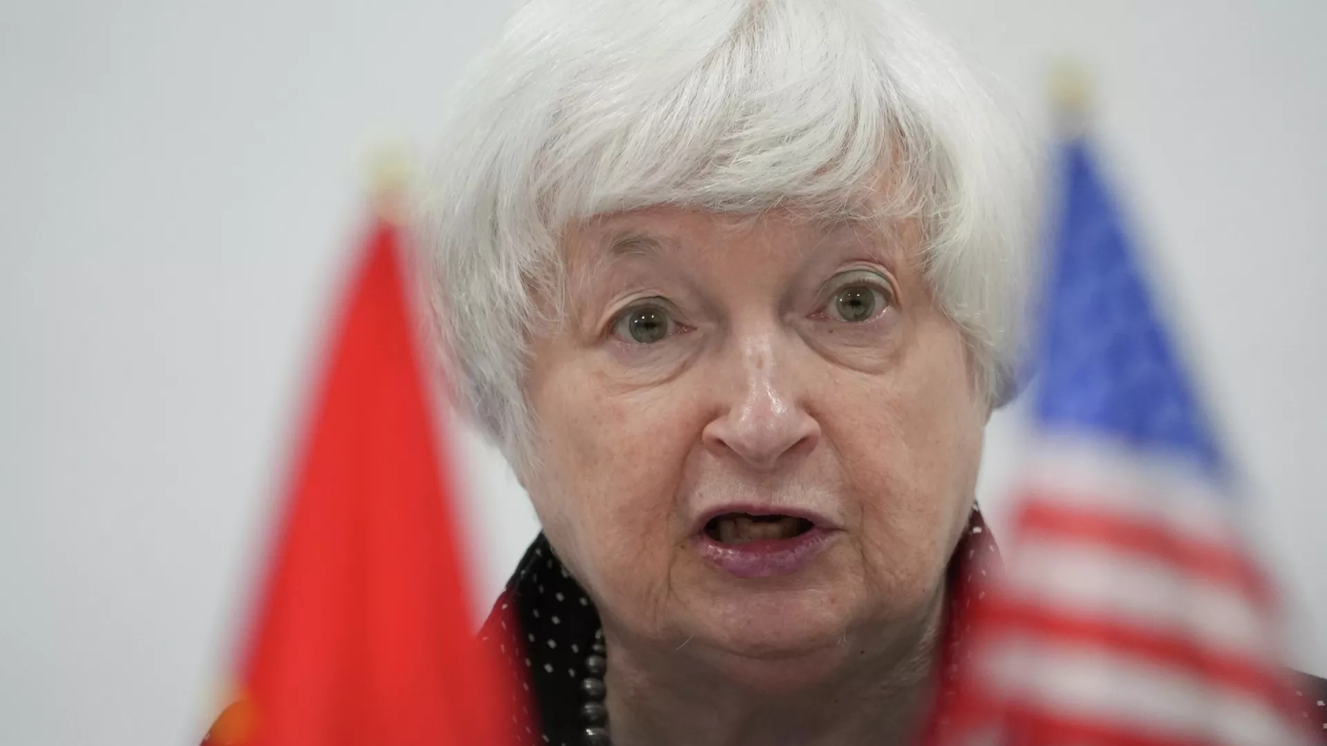 Yellen Says US on ‘Sustainable Course’ as National Debt Hits $33 Trillion