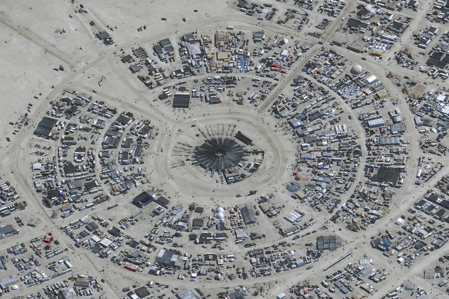 Burning Man Revelers Begin Exodus After Flooding Left Tens Of Thousands Stranded In Nevada Desert