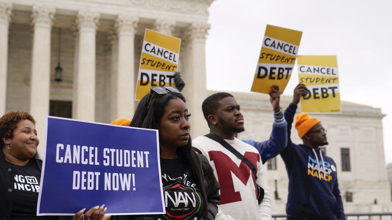 As student loan payments resume, millions face a lifetime of debt while Wall Street profits