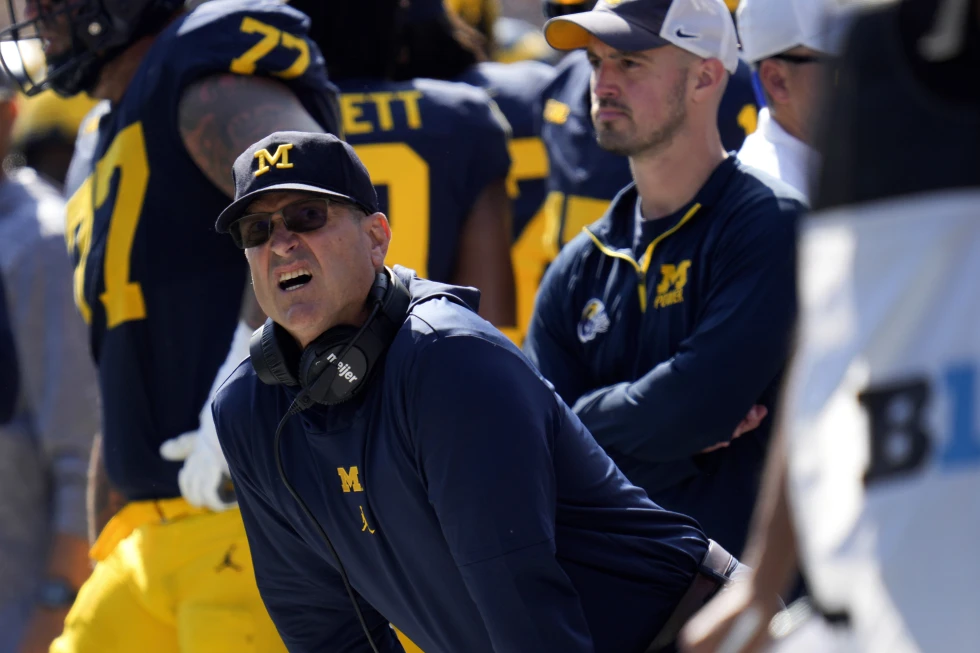Frustrated Big Ten coaches push for league to discipline Michigan for sign-stealing, AP sources say