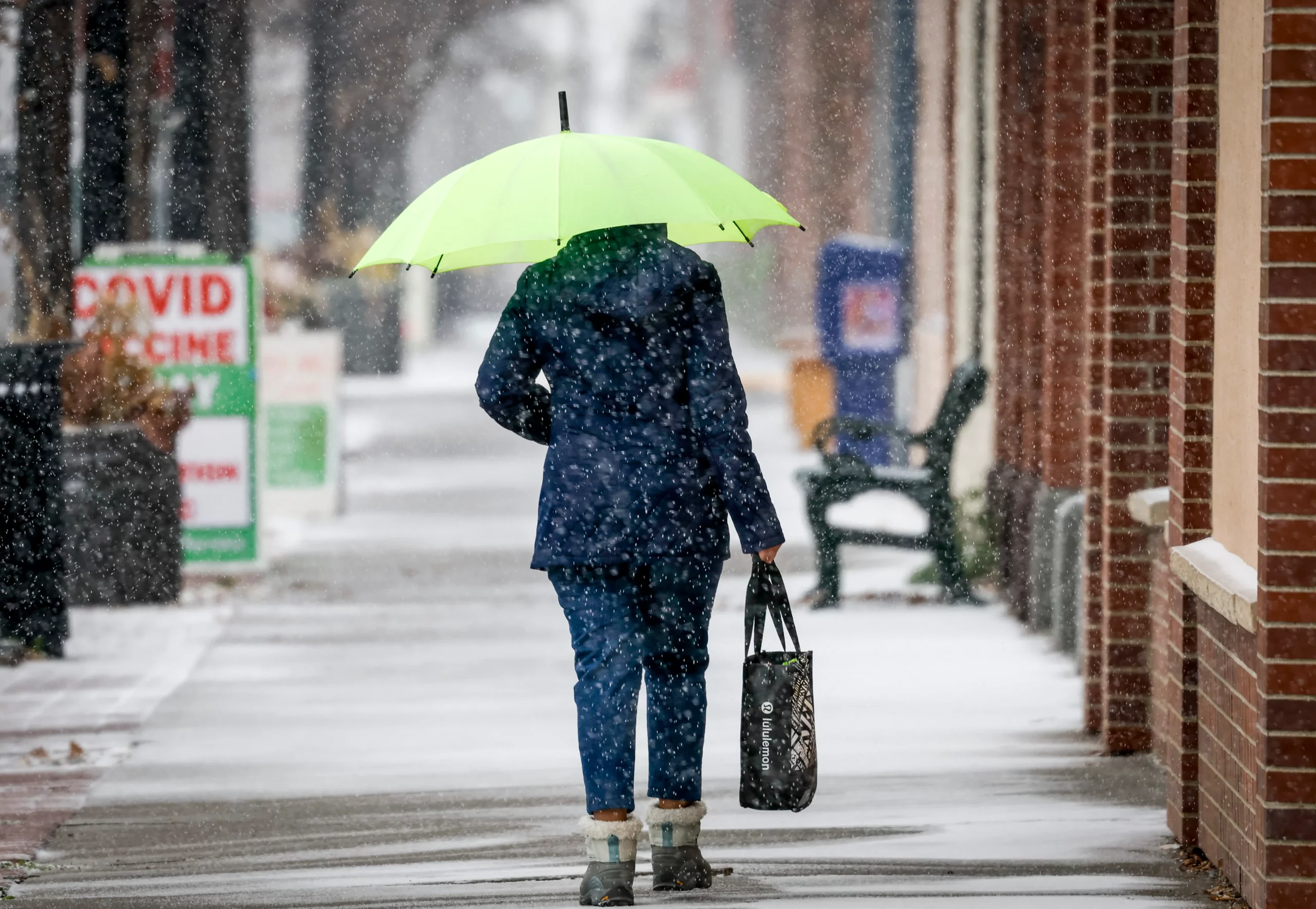 Strong El Nino winter may lead to below-average snowfall in Canada, U.S.