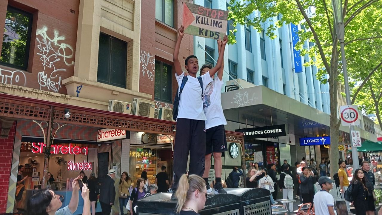 School students strike against the Gaza genocide in Melbourne