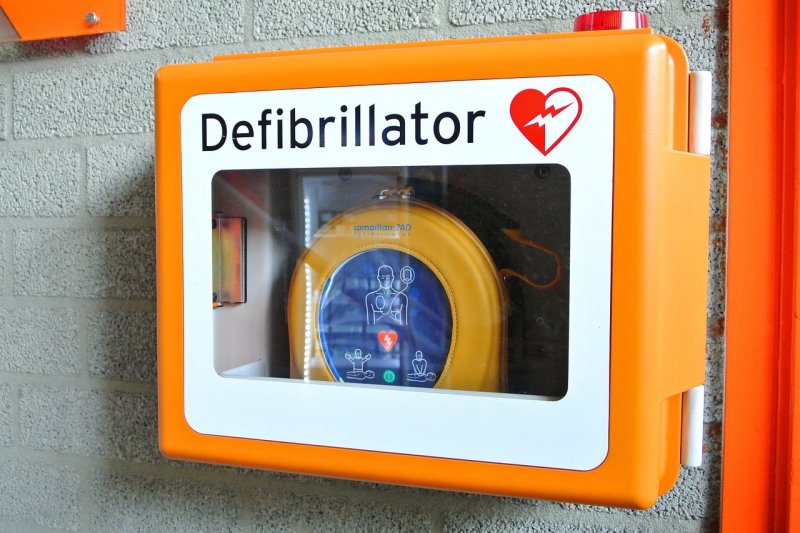 Drones could deliver defibrillators to save patients in cardiac arrest