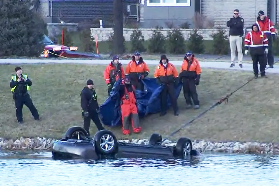 Car belonging to Illinois 17-year-old missing for a week is found in pond