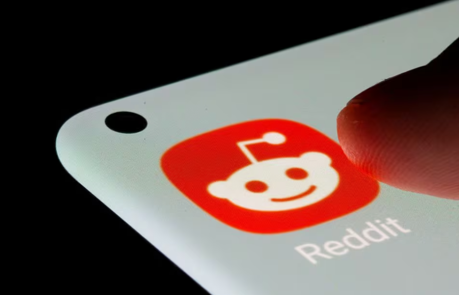 Exclusive: Reddit seeks to launch IPO in March