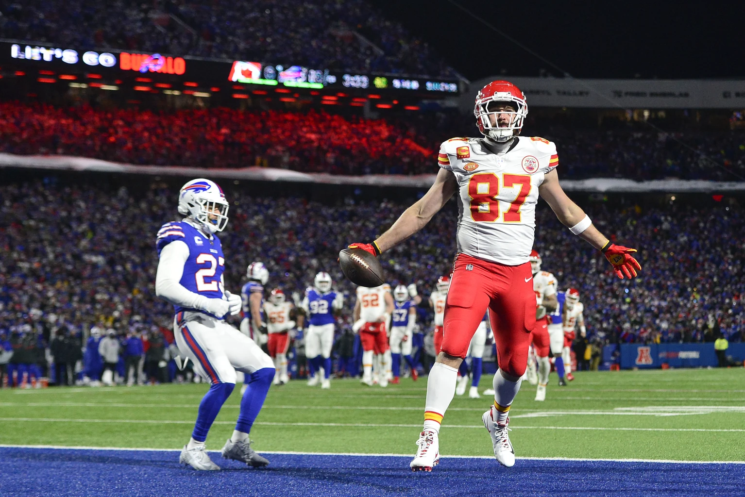 Kelce scores twice and Chiefs beat Bills 27-24 to advance to face Ravens in AFC championship
