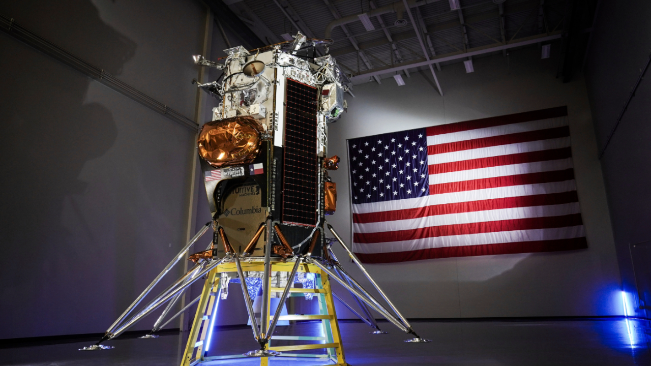 The first US moon landing in decades validates NASA’s commercial goals