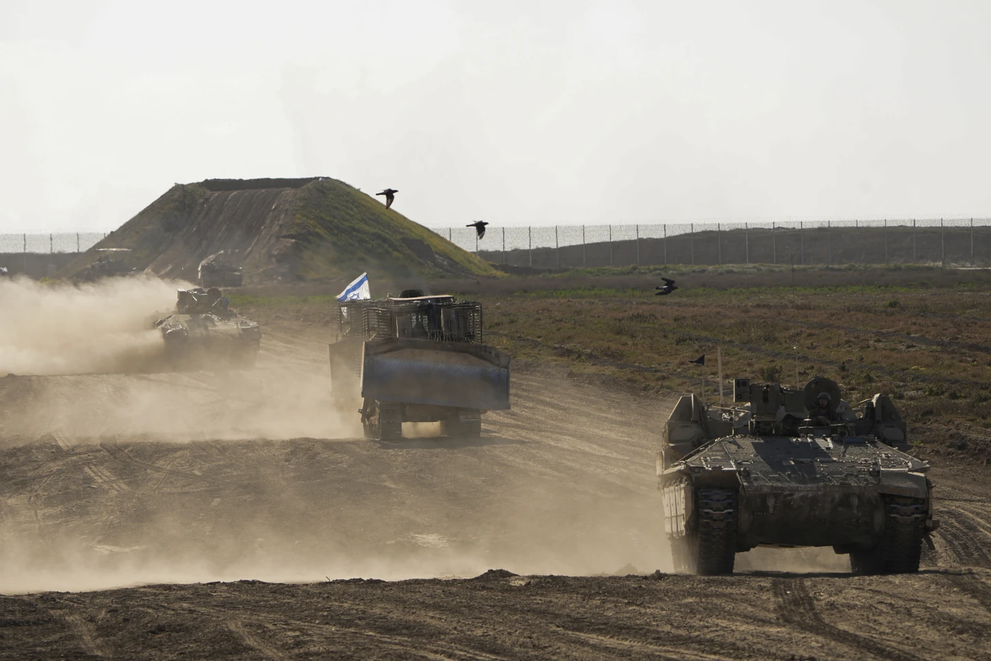 Few Americans want US more involved in current wars in Ukraine and Gaza, AP-NORC poll finds