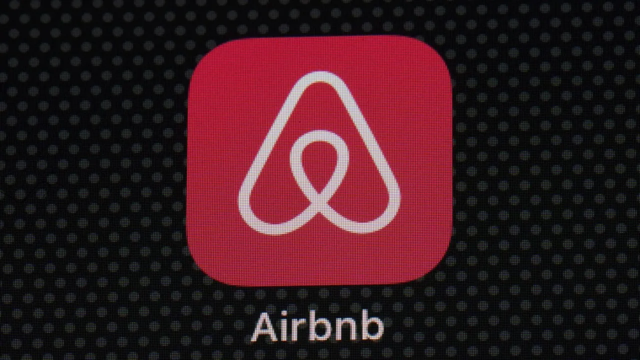 Airbnb banning indoor security cameras