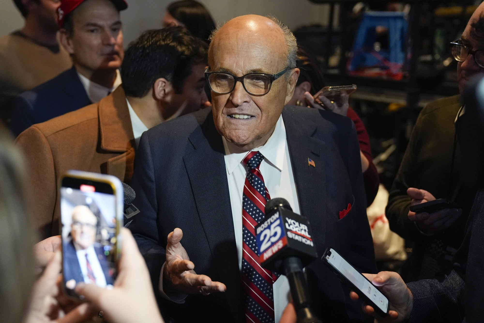 Arizona grand jury indicts Meadows, Giuliani, other Trump allies for 2020 election interference