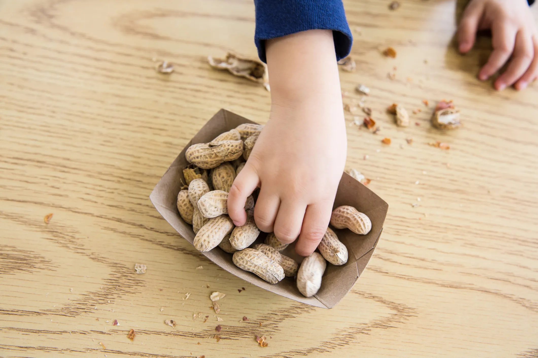 Feeding peanuts to young children can reduce allergy risk: Study