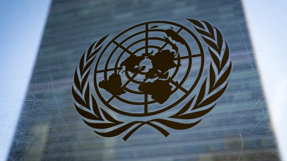 UN member nations vote overwhelmingly to back Palestinian membership bid