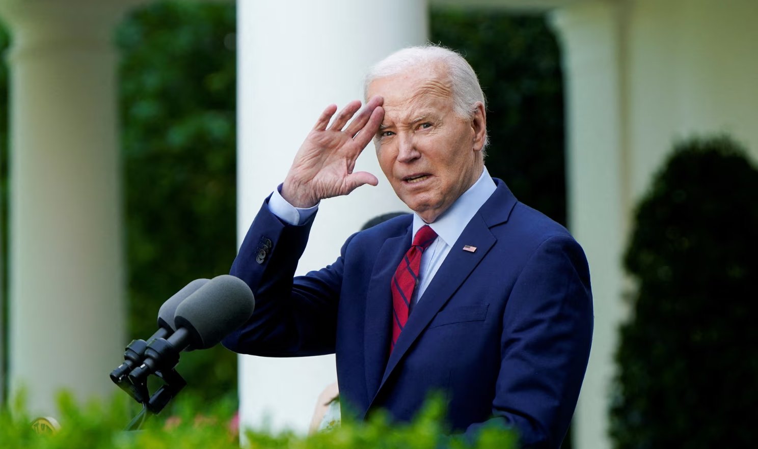 Trump turns trial into circus as Biden tries to focus minds on economy