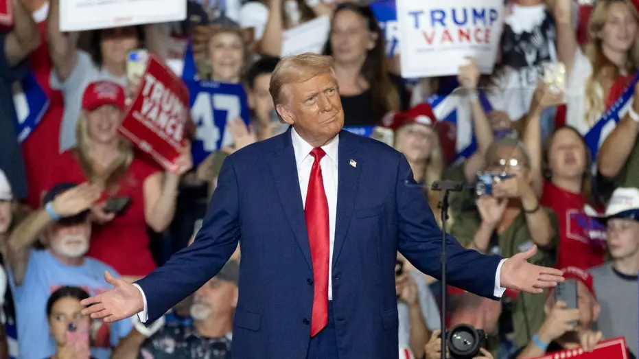 “Trump pulls ahead of Harris in betting market during Dem convention”