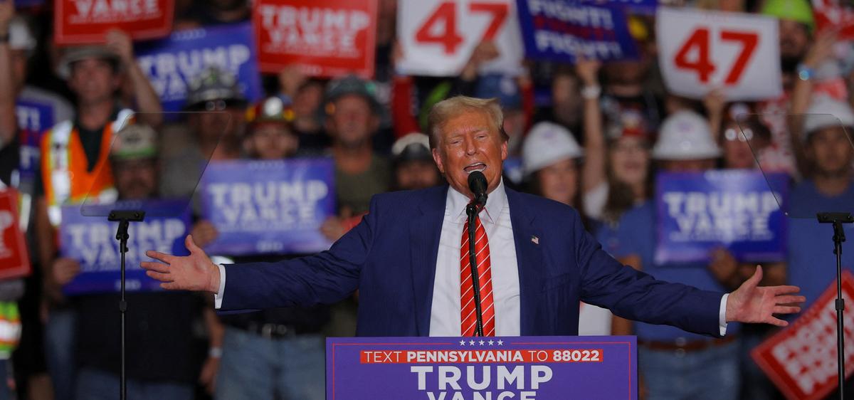 Police use Taser to subdue man who stormed media area of Trump rally in Pennsylvania