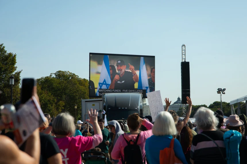 Christians flock to Washington to pray for America to turn to God — by electing Trump