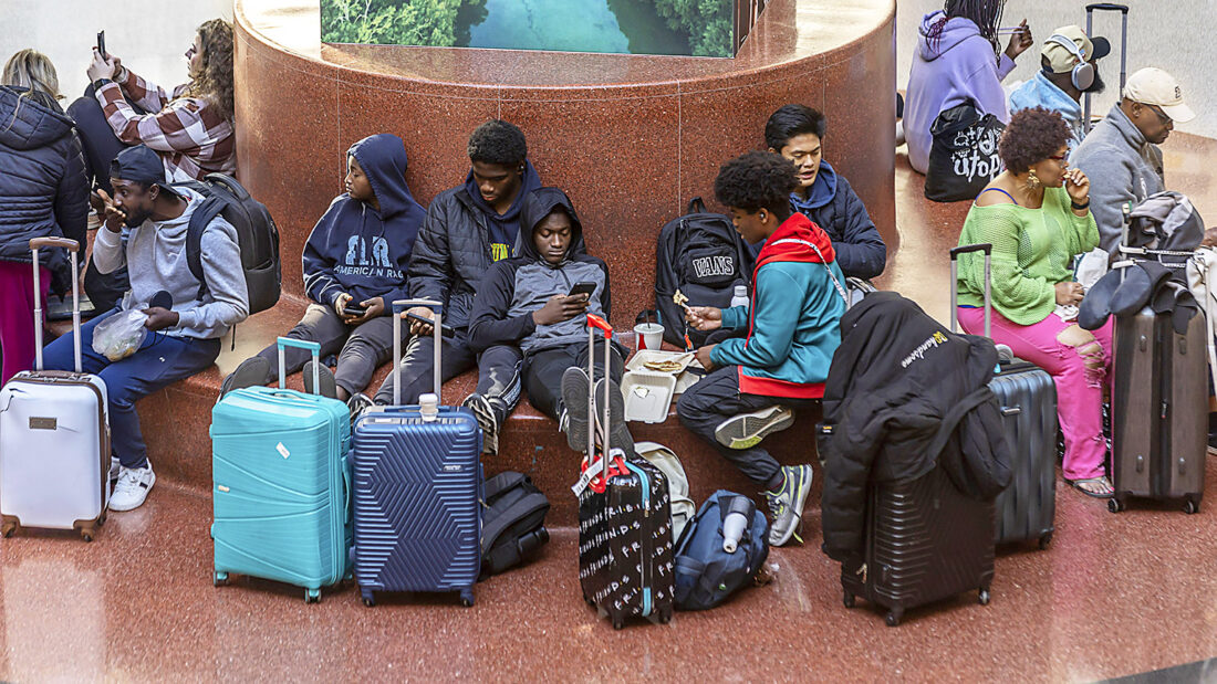 FAA reports record number of flights for Thanksgiving so far