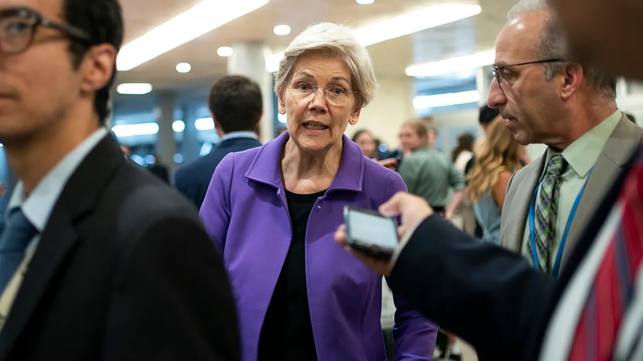 Warren: Trump transition ‘already breaking the law’