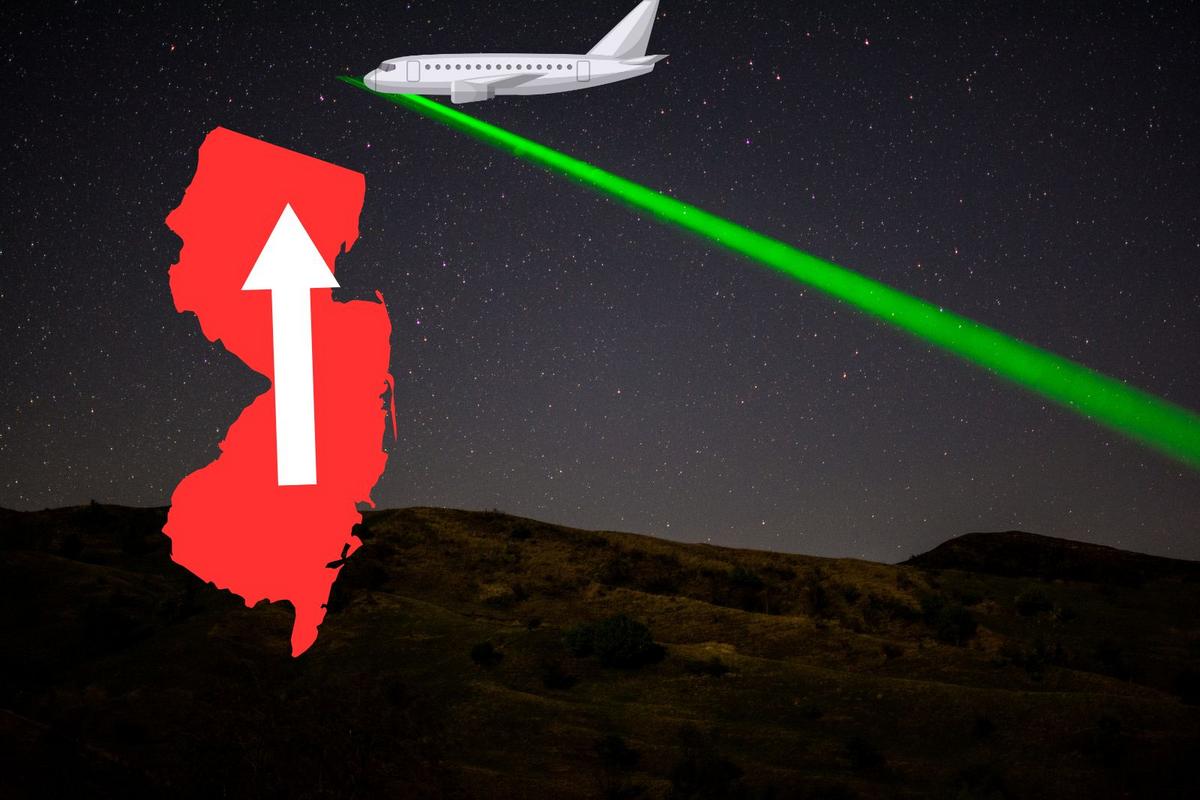 Reports of laser strikes on pilots up 269% in New Jersey over last year: FAA