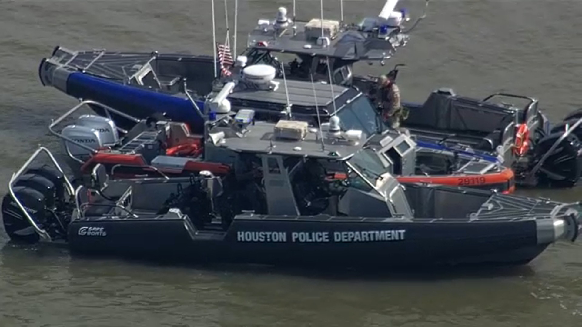 2 airboats collide in Florida sending over a dozen people to the hospital