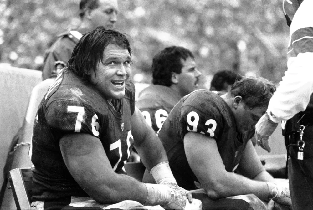 Chicago Bears great Steve McMichael dies at 67 after battle with ALS