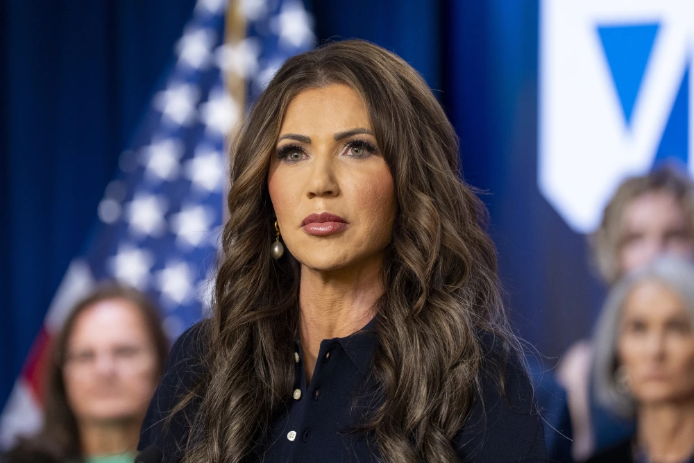 Man arrested in theft of DHS chief Kristi Noem’s purse is in the U.S. illegally, official says