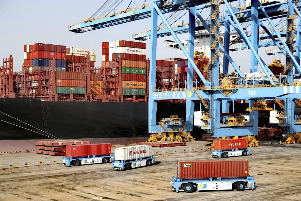 US trade deficit hits record high ahead of Trump tariffs