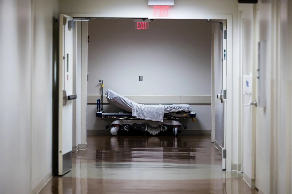 Hundreds of international doctors due to start medical residencies are in visa limbo