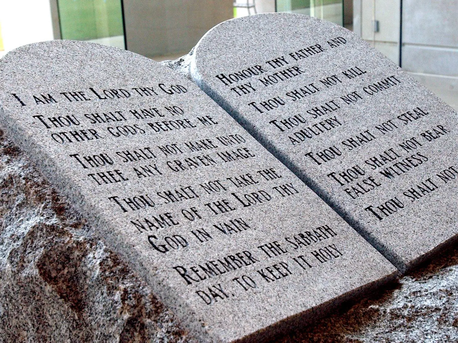 Court blocks Louisiana law requiring schools to post Ten Commandments in classrooms