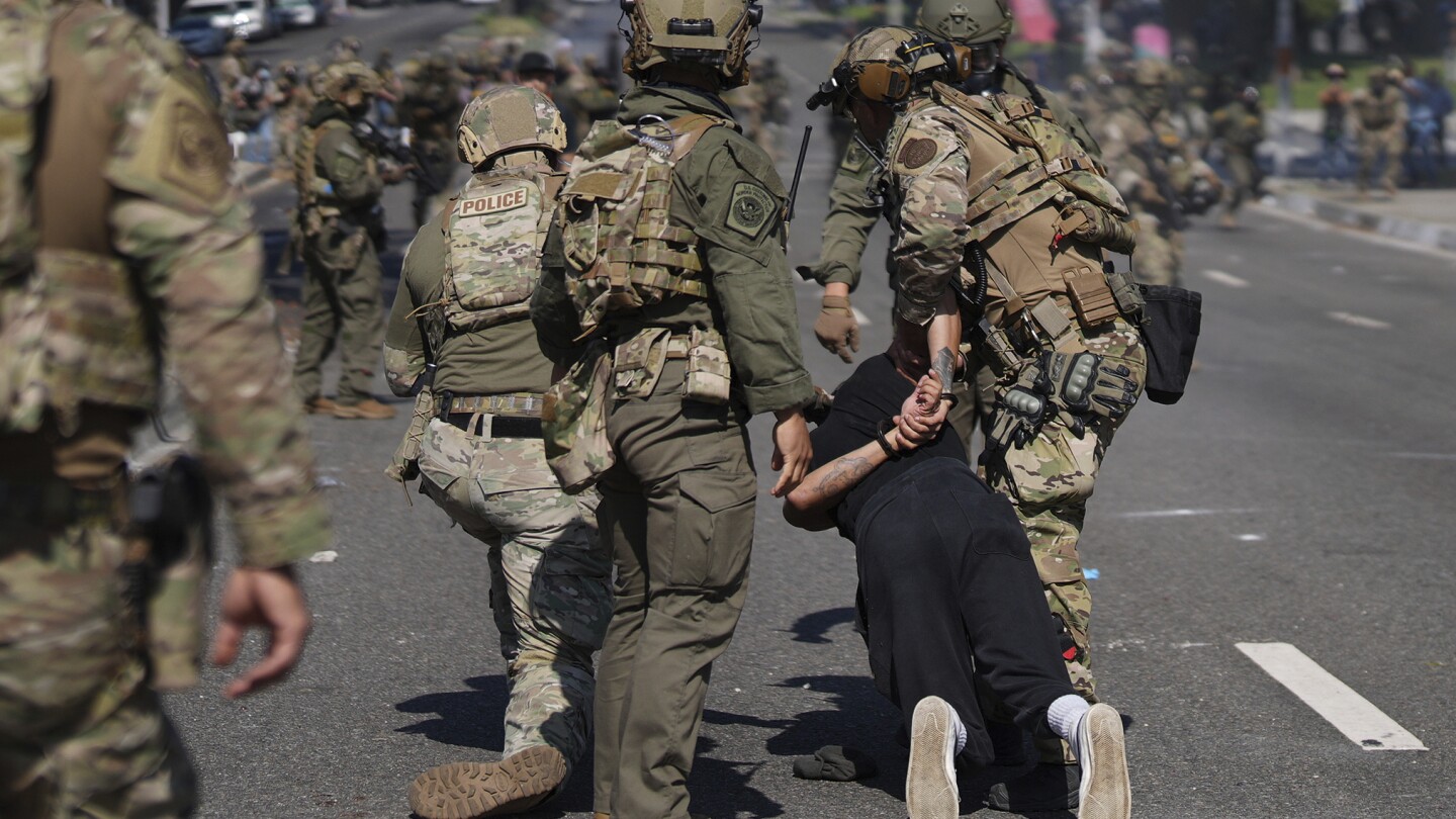 Trump deploys 2,000 National Guard members after LA immigration protests