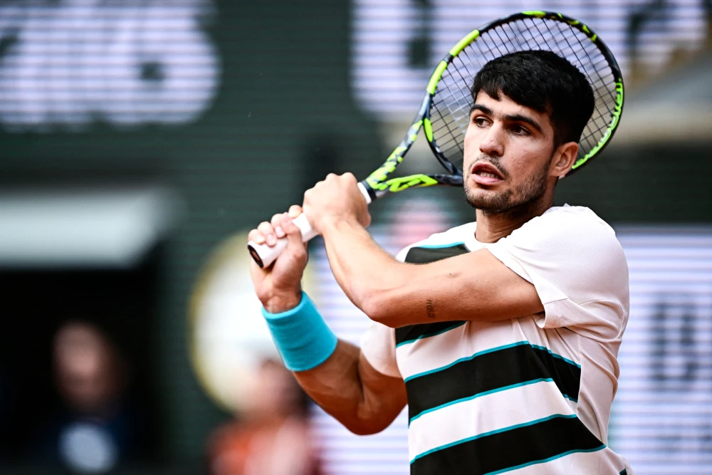 Carlos Alcaraz wins French Open final in five sets after saving 3 match points against Jannik Sinner