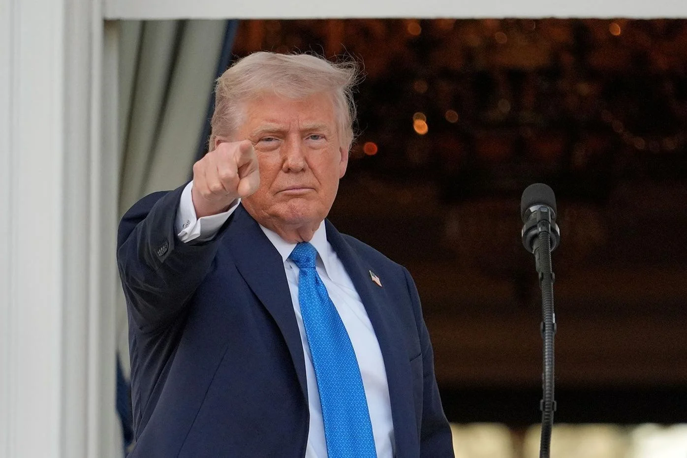 Trump admin live updates: Trump signs proclamation banning travel from 12 countries