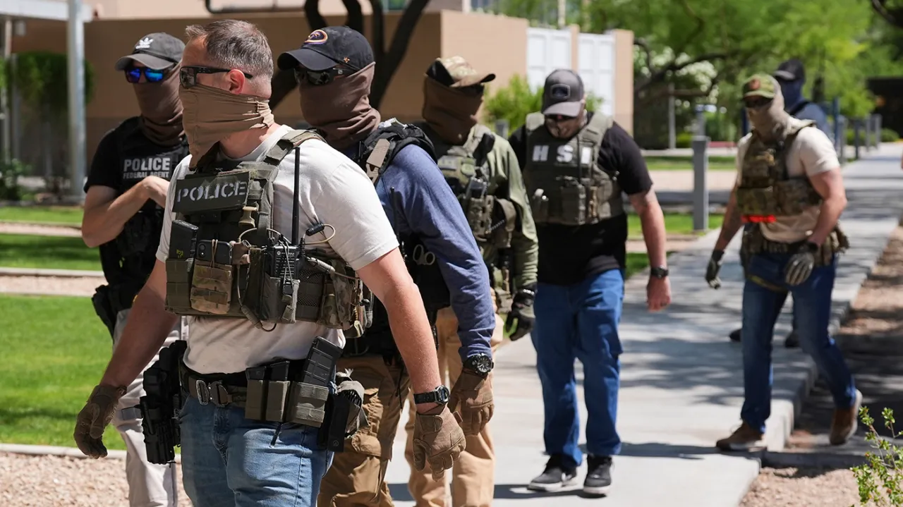 ICE moves to dismiss cases in bid to fast-track deportations after courthouse arrests