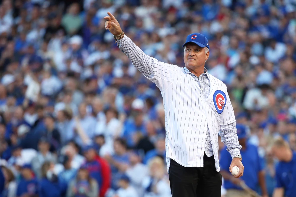 Hall of Fame second baseman Ryne Sandberg dies after battling cancer