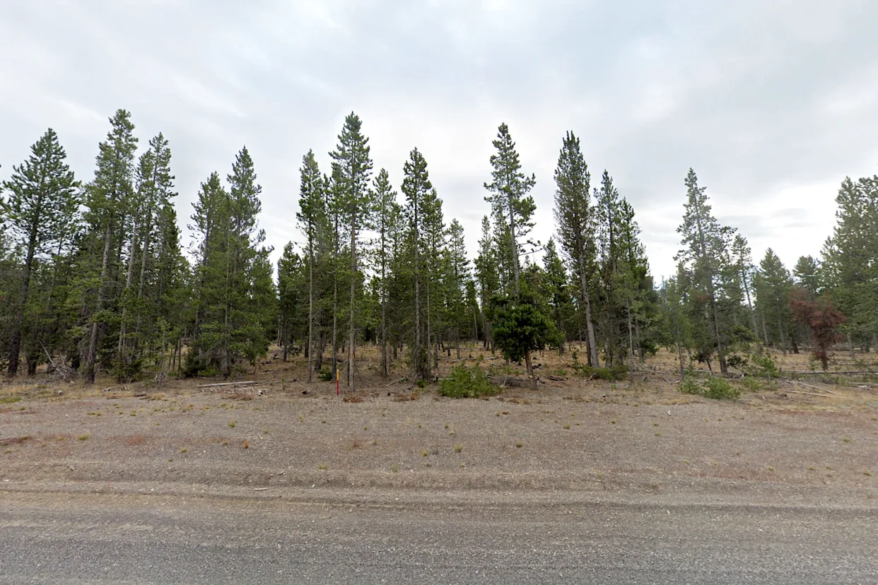 Smartwatch leads search-and-rescue crews to site of fatal plane crash in Montana