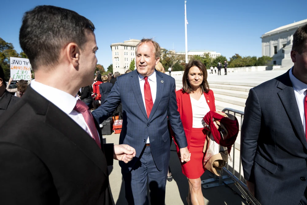 Texas state Sen. Angela Paxton files for divorce from husband, state AG Ken Paxton