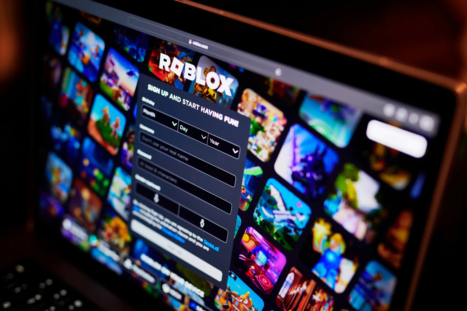 State sues Roblox over alleged failed protection