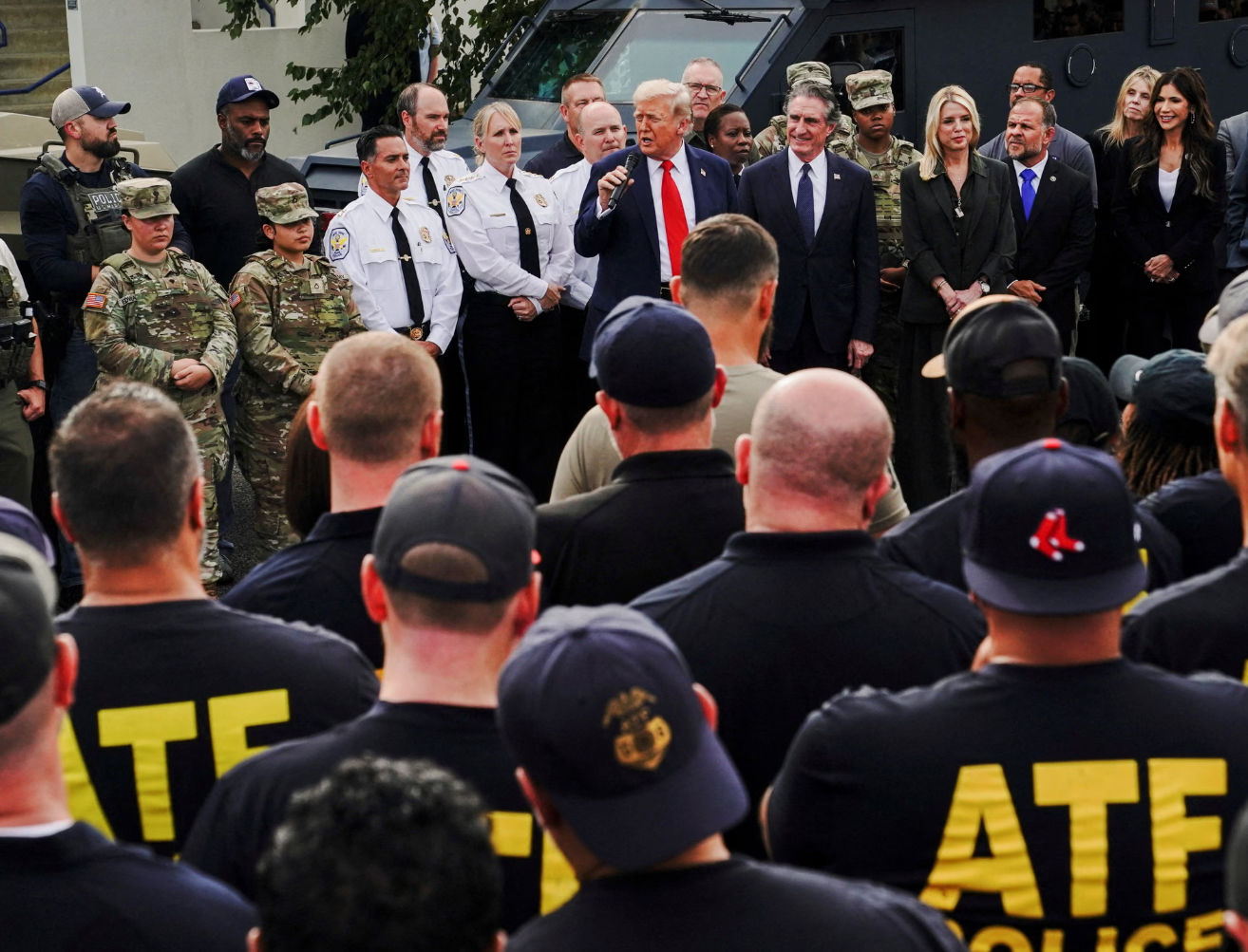 Trump visits DC police station and boasts of success of crime crackdown