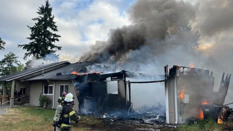 4 kids, 2 adults dead after a house fire in southern Maryland