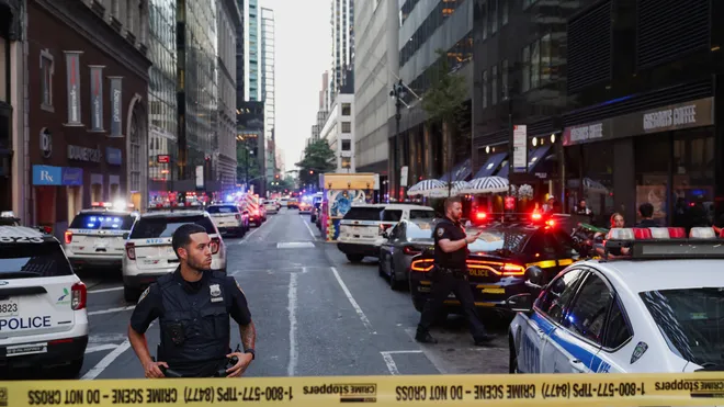 Office cleaner describes coming face-to-face with Manhattan shooting suspect