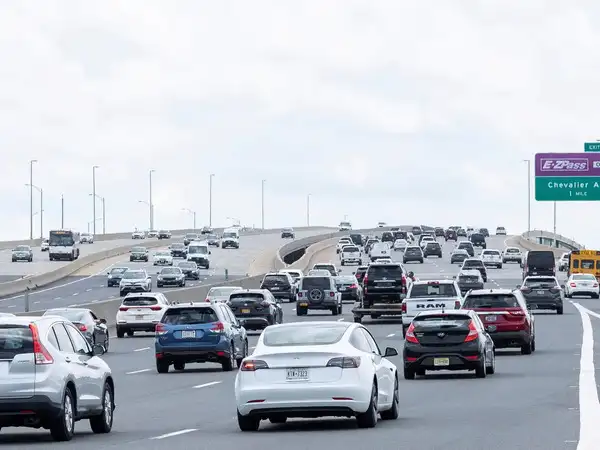 A decades-old rule lets drivers set speed limits on US roads. That could be changing